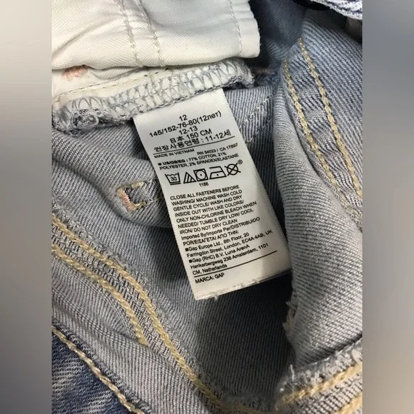 Gap Kids Girls Denim Shorts and Shein Butterfly Top Size 12-13Y - Picture 9 of 11